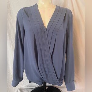 SOHO JEANS NewYork&Company blouse